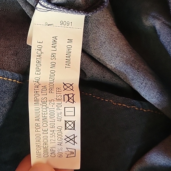 Blue denim top with tie front - Picture 4 of 4